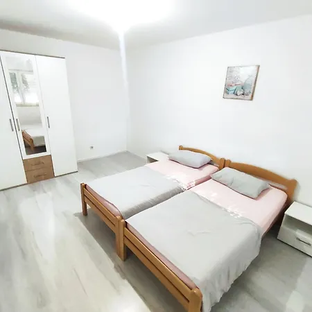 Niceplace Apartment Mostar Exterior photo